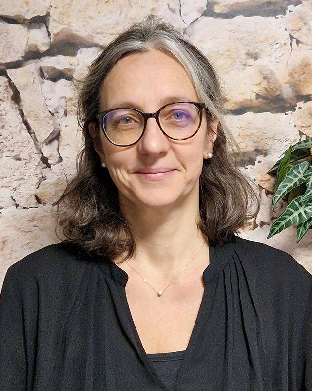 Natacha COMBE D ALMA - Service repographie et petit format
